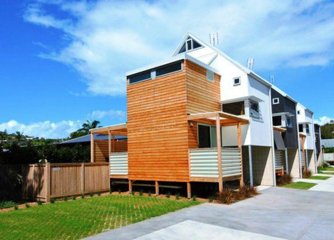 Pacific Terraces 1, 38 Pacific Street - Tourism Caloundra 2