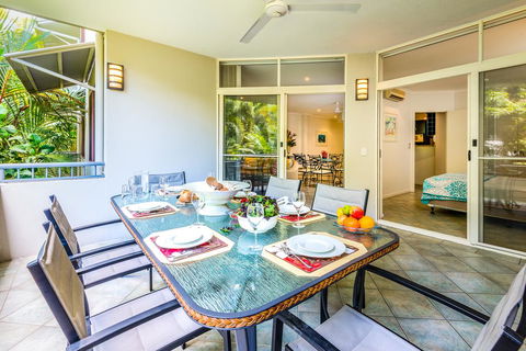 Palm Cove Holiday Apartment - Tourism Caloundra 0