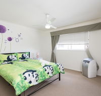 Panda Holiday -Close Mountain Ocean Pet Friendly - Tourism Caloundra