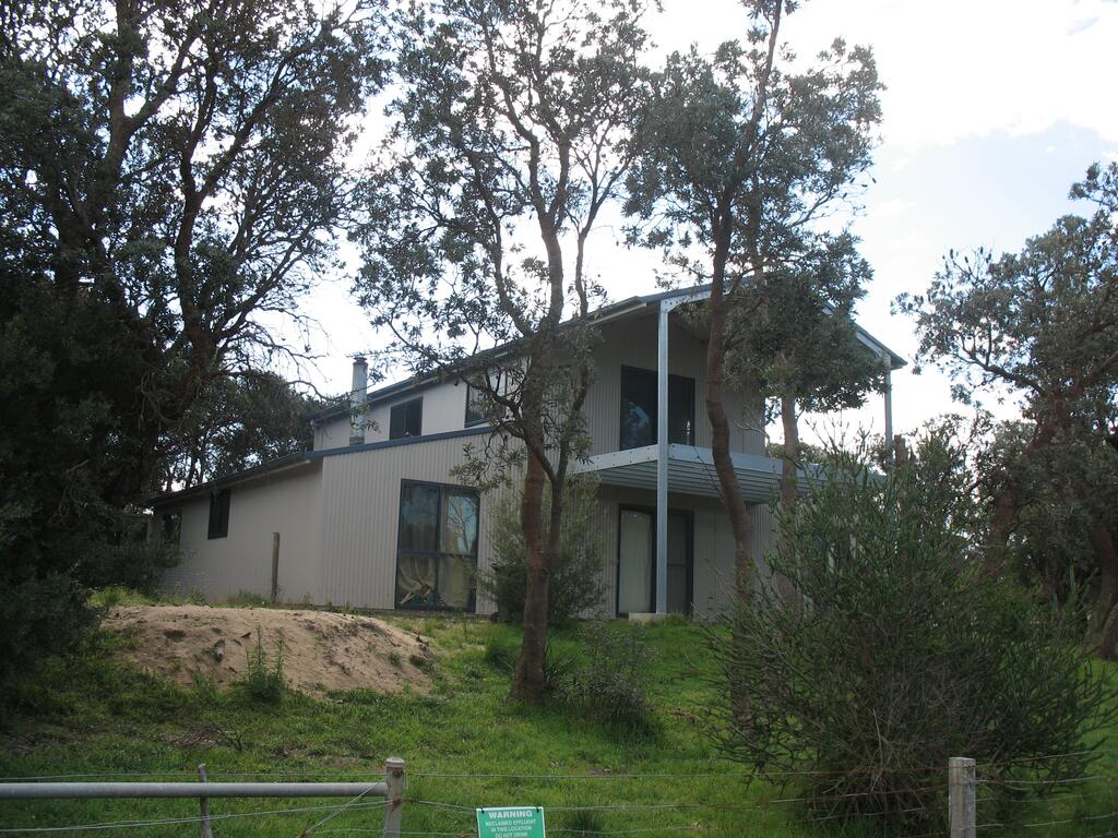 Paradise Beach VIC Tourism Caloundra