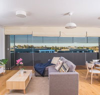 PEAK EAST 2bed2bath APT Ryde SO RELAXING - Tourism Caloundra