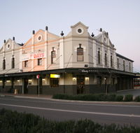 Peden's Hotel - Tourism Caloundra