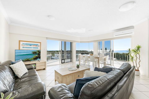 Penthouse - Private Rooftop Spa - Tourism Caloundra 0