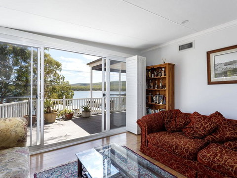 Perfect Seclusion - Top Level Only - Tourism Caloundra 3