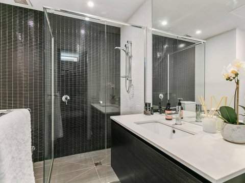 PERFECTLY PRAHRAN - Your Mecca Of Social And Style - Tourism Caloundra 2