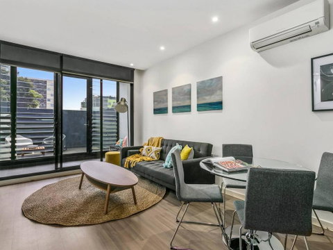 PERFECTLY PRAHRAN - Your Mecca Of Social And Style - Tourism Caloundra 1