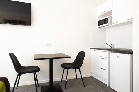 Petrie Mill Motel - Tourism Caloundra 3