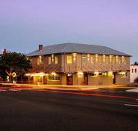 Pier Hotel - Tourism Caloundra