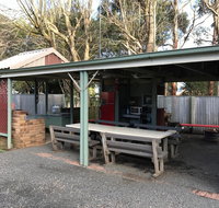 Pinewood Caravan Park