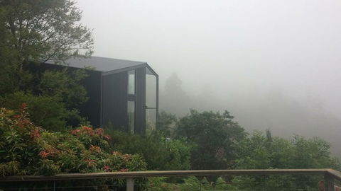 Pipeline Chalet Kunanyi Mt Wellington - Tourism Caloundra 1