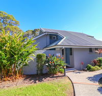 Plover Deluxe Resort Villa