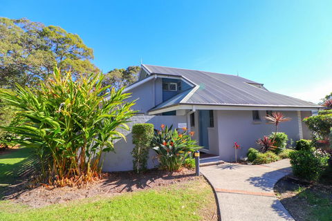 Plover Deluxe Resort Villa - Tourism Caloundra 0