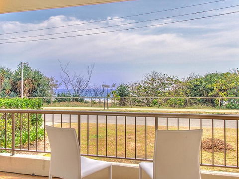 POINTVIEW LODGE, UNIT 2 - Tourism Caloundra 0