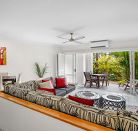 Poolside Apt in Alamanda Beachfront Resort 52 - Tourism Caloundra
