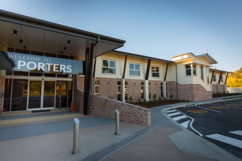 Porter's Plainland Hotel - Tourism Caloundra 0
