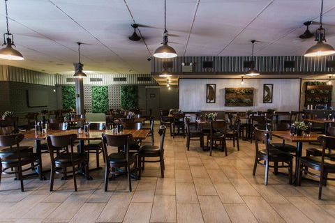 Potshot Hotel Resort - Tourism Caloundra 1