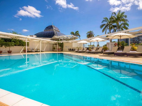 Pullman Reef Hotel Casino - Tourism Caloundra 3