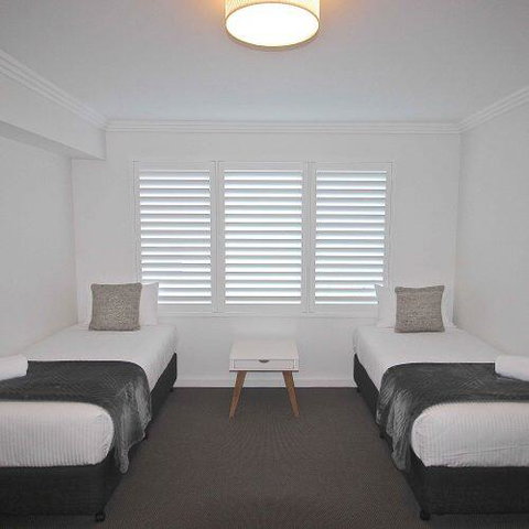 Quays Hotel - Tourism Caloundra 3