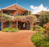Rainbow House - Tourism Caloundra
