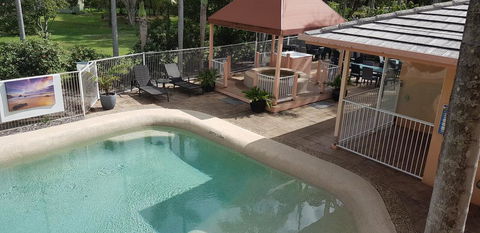 Rainbow Sands Resort - Tourism Caloundra 3