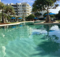 Ramada Resort Studio Split Queen Electric Adjustable Bed - Tourism Caloundra
