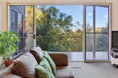 Ravensbourne Escape- Kookaburra Kottage - Tourism Caloundra 0