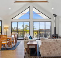 Ravensbourne Escape- Stella Luna - Tourism Caloundra
