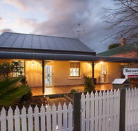 Rawson's Retreat - Five Bedroom Home - Walk CBD - Includes Breakfast - Tourism Caloundra