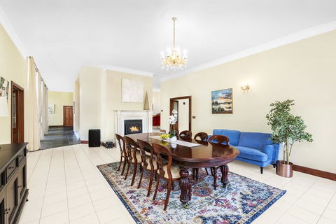 Razorback Holiday House With Incredible Views - Tourism Caloundra 3