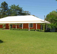 Redhaven House - spacious quiet and private - Tourism Caloundra