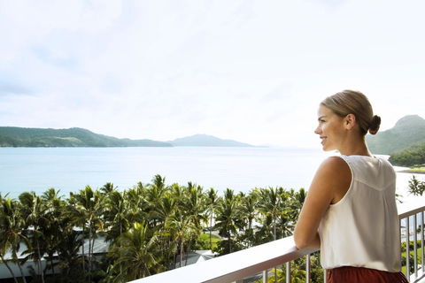 Reef View Hotel - Tourism Caloundra 2