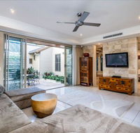 Resort Living with Private Pool sleeps 8 - Tourism Caloundra
