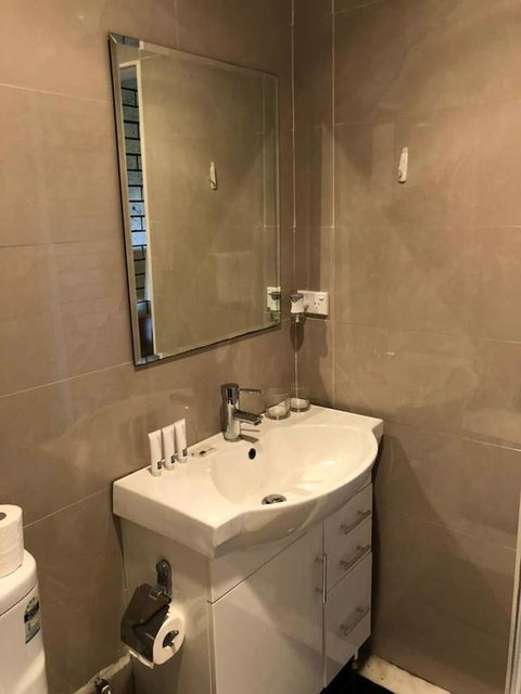 Retro 1bedroom Studio, Close To Airport&CBD - Tourism Caloundra 2
