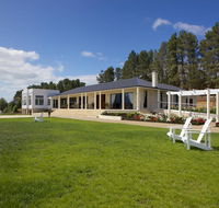 Riversdale Estate Cottages - Tourism Caloundra