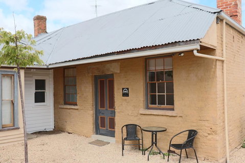 Robinson Cottage - Tourism Caloundra 2