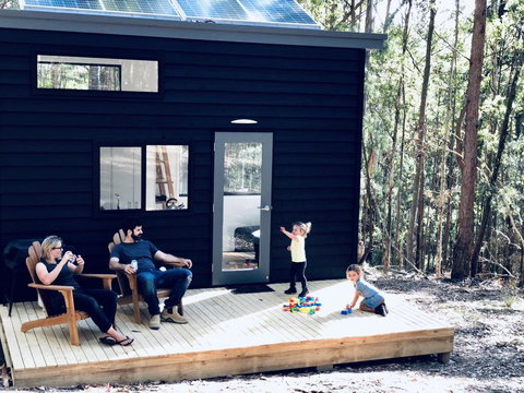 Robinson Crusoe Tiny House - Tourism Caloundra 0