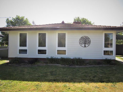 Roo Cottage Albury - Tourism Caloundra 1