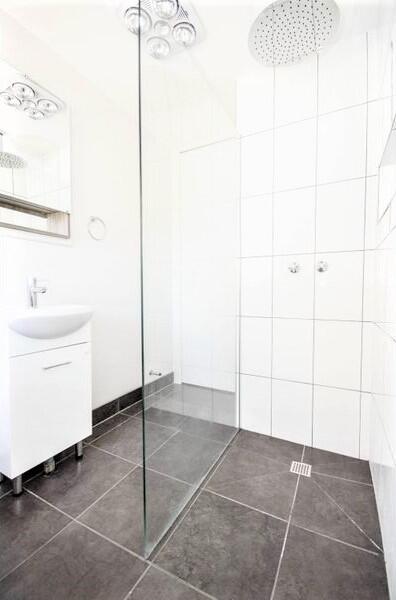 Roo Cottage Albury - Tourism Caloundra 3