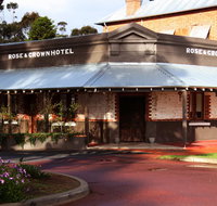 Rose  Crown Hotel - Tourism Caloundra