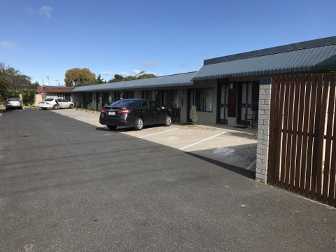 Rosebud Motel - Tourism Caloundra 3