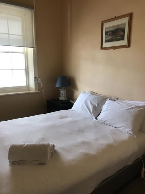 Royal Mail Hotel Kingston - Tourism Caloundra 3