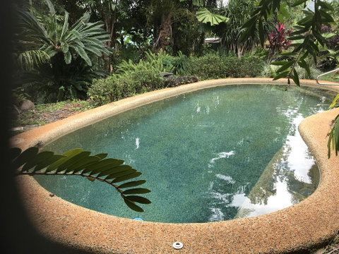 Royal Palm Cottage, Entire Two Bedroom 2 Bathroom House With Pool - Tourism Caloundra 2