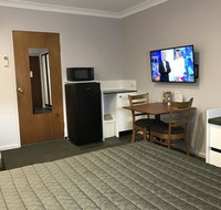 Roydons Motor Inn - Tourism Caloundra