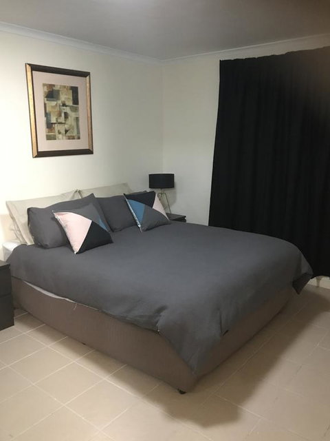 SA House - Tourism Caloundra 0