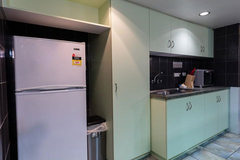 Sails Geraldton Accommodation - Tourism Caloundra 3
