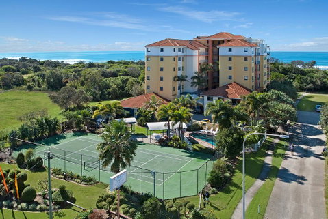 Salerno On The Beach - Tourism Caloundra 0