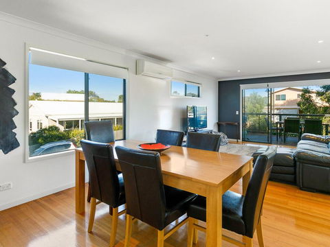 Saltwater Place - Tourism Caloundra 3