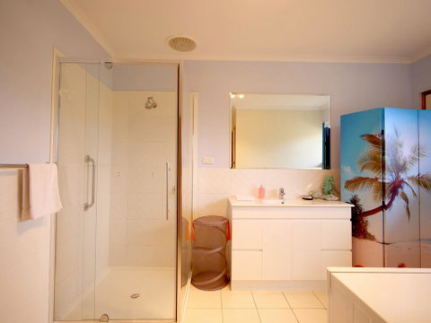 Salty Air Apartments Kingscote Kangaroo Island - Tourism Caloundra 1