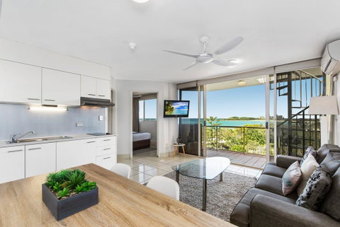 Sandcastles Mooloolaba - Tourism Caloundra 2