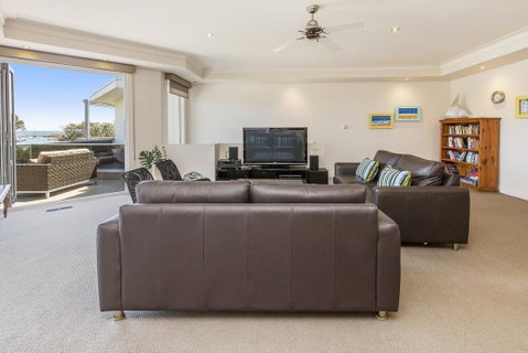 SEA GRANGE - MORNINGTON - Tourism Caloundra 2